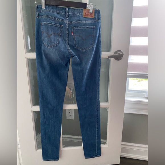 Levi’s woman’s jeans - Picture 3 of 7
